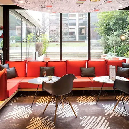 Ibis Paris Pont De Longchamp 호텔
