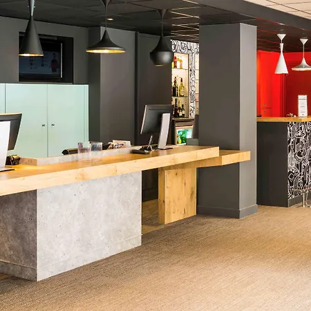 Ibis Paris Pont De Longchamp Suresnes