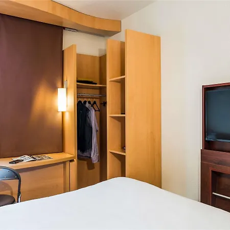 إيبيس باريس بونت دي سوريسنس لونغشامب