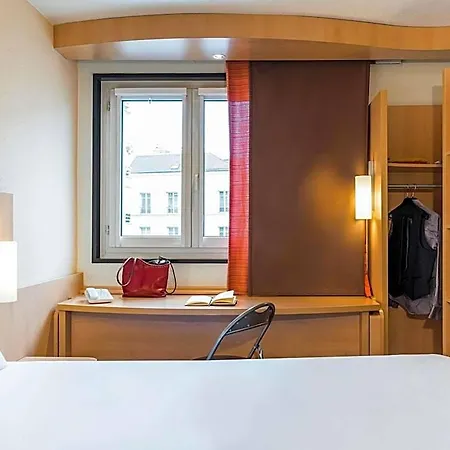 Ibis Paris Pont De Longchamp 3* Suresnes