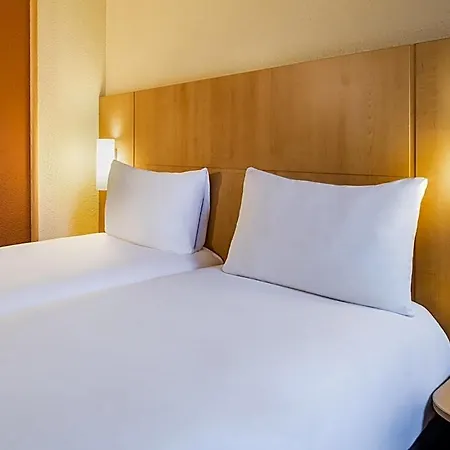 Ibis Paris Pont De Longchamp Hotell Suresnes