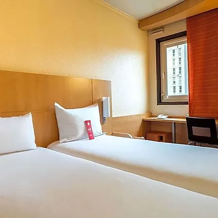Ibis Paris Pont De Longchamp