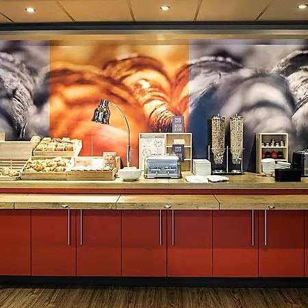 Ibis Paris Pont De Longchamp Hotell 3*