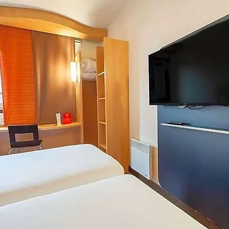 Ibis Paris Pont De Longchamp