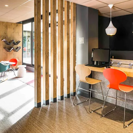 Ibis Paris Pont De Longchamp Hotel 3*