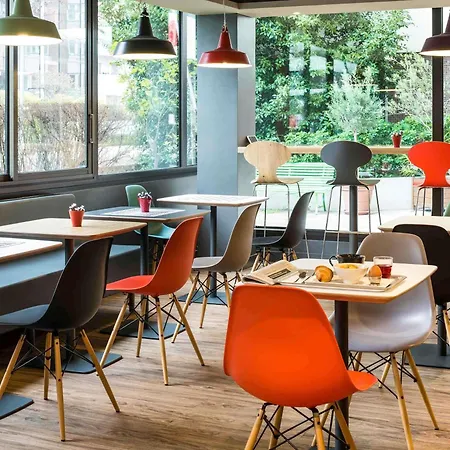 Ibis Paris Pont De Longchamp