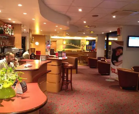 Hotel Ibis Paris Pont De Longchamp