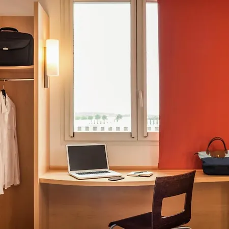 Ξενοδοχείο Ibis Paris Pont De Longchamp Suresnes