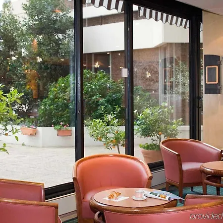 Ibis Paris Pont De Longchamp Hotel Suresnes