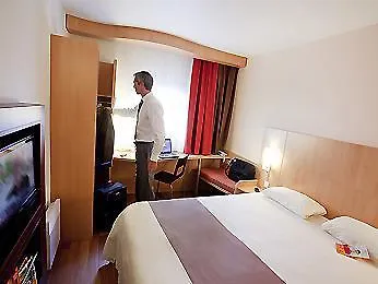 Ibis Paris Pont De Longchamp Otel Suresnes