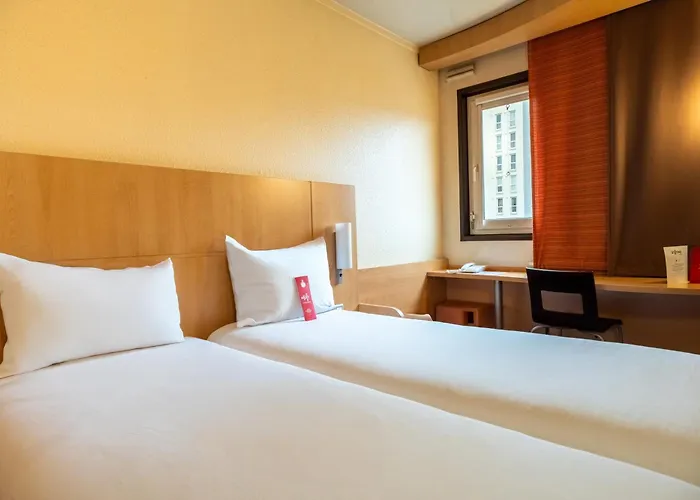 Ibis Paris Pont De Longchamp