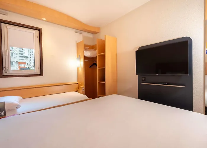 호텔 Ibis Paris Pont De Longchamp 쉬렌