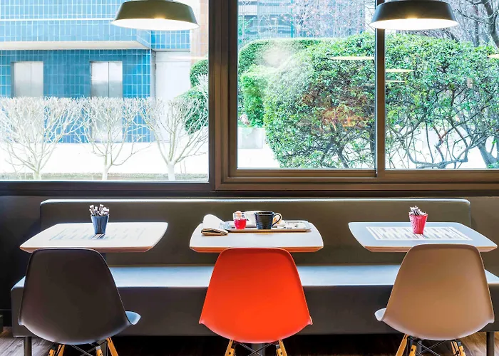 Hotel Ibis Paris Pont De Longchamp 3*