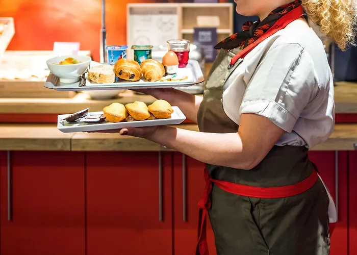 Hotel Ibis Paris Pont De Longchamp 3*