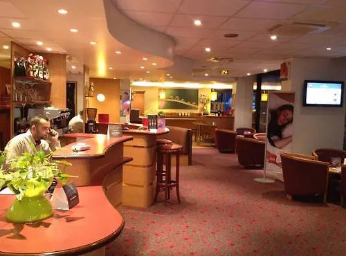 Hotel Ibis Paris Pont De Longchamp