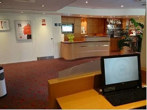 Ibis Paris Pont De Longchamp