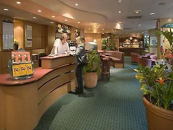 Ibis Paris Pont De Longchamp 3* Suresnes