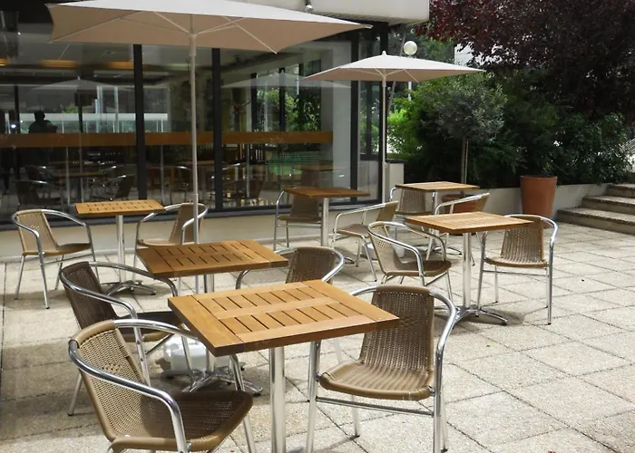 Ibis Paris Pont De Longchamp 3* Suresnes